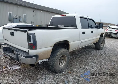 2003 Chevrolet Silverado 2500Hd Ls из США, поврежденный, VIN 1GCHK23153F110718